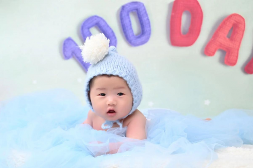 广州代怀试管生子宝宝几个月可以站